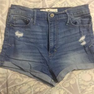 High waisted hollister Jean shorts
